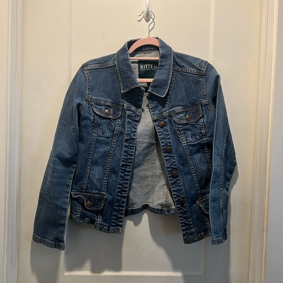 EUC Bitten by Sarah Jessica Parker. Size L. Runs small - Picture 1 of 3